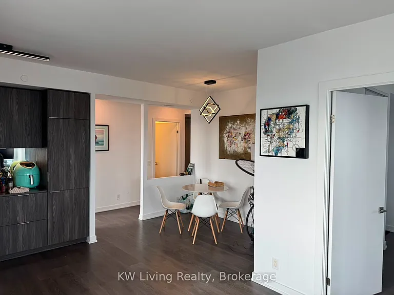 609 Avenue Rd #1604 — Photo 27