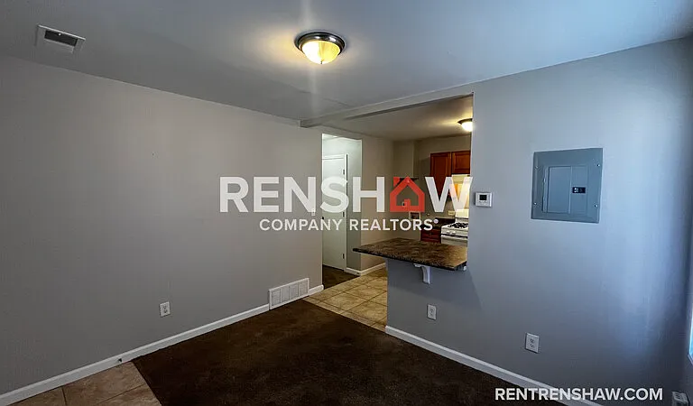 2457 Hale Ave — Photo 2