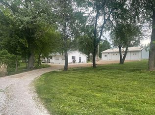 1004 Lake Dr #65018, California, MO 65018