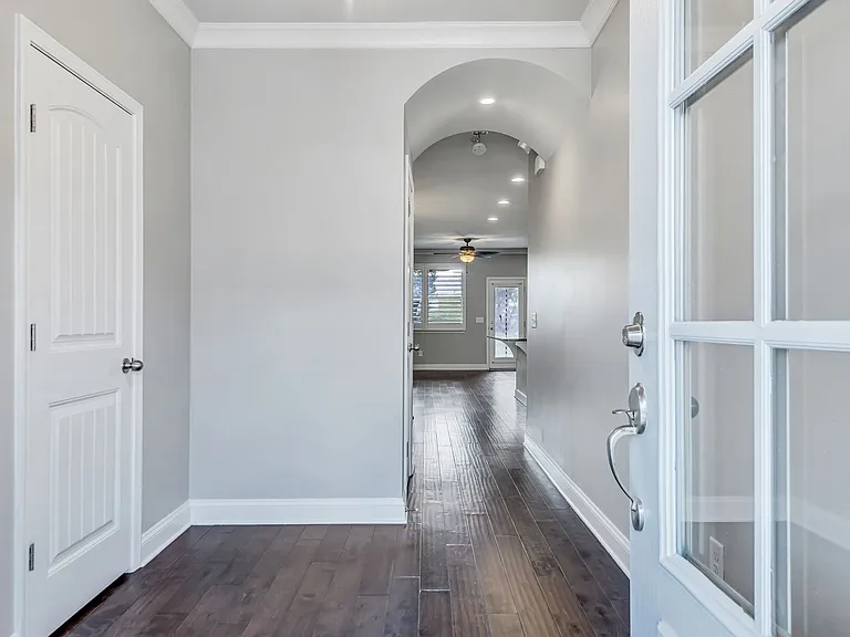 1477 Channing Dr — Photo 5