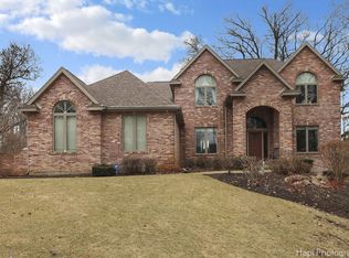 3507 Cardinal Ln, Spring Grove, IL 60081