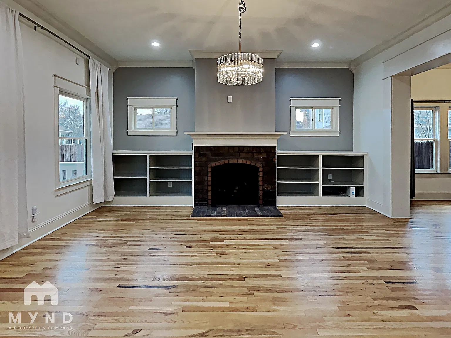 4 bed, 2.5 bath, 2525 sqft, $3,395 — Photo 2