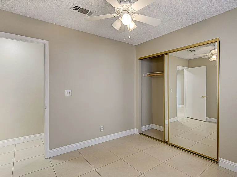 2723 Lovington Dr — Photo 30