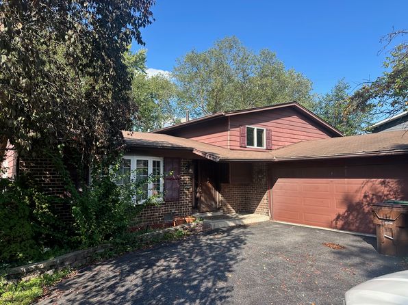 5200 Roberta Ln