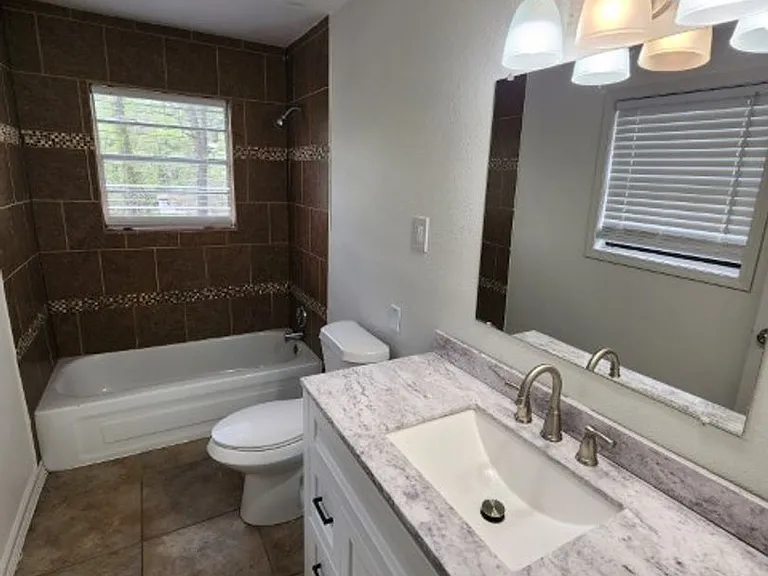 3112 Potter St — Photo 10