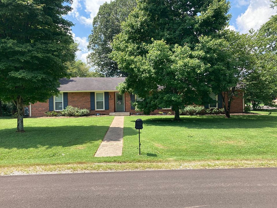 1st image of 909 Victoria Dr