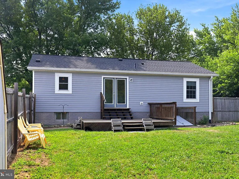 306 Fegan Rd — Photo 7
