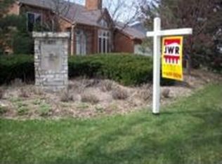 950 Dunham Dr, West Chicago, IL 60185