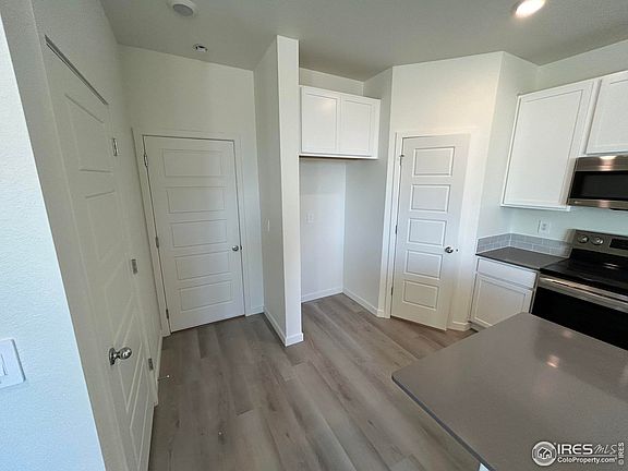 5th image of 3909 Cascades St