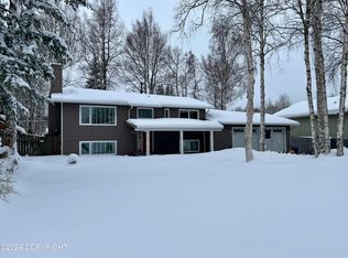 8046 Endicott St, Anchorage, AK 99502