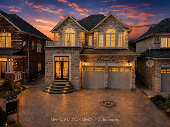 361 Lauderdale Dr, Vaughan, ON L6A 4K9