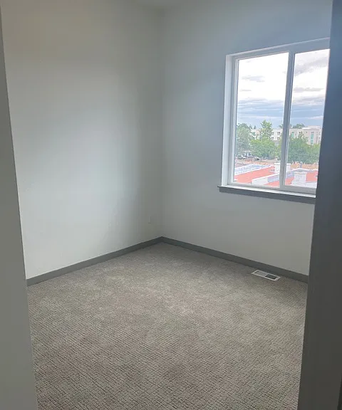 2650 S Federal Blvd #7 — Photo 14