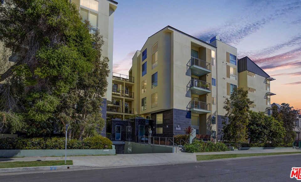 1st image of 600 S Ridgeley Dr Unit 213