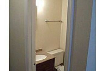 696 Grant Ave, Virginia Beach, VA 23452