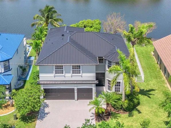 16295 SW 14th St, Pembroke Pines, FL 33027