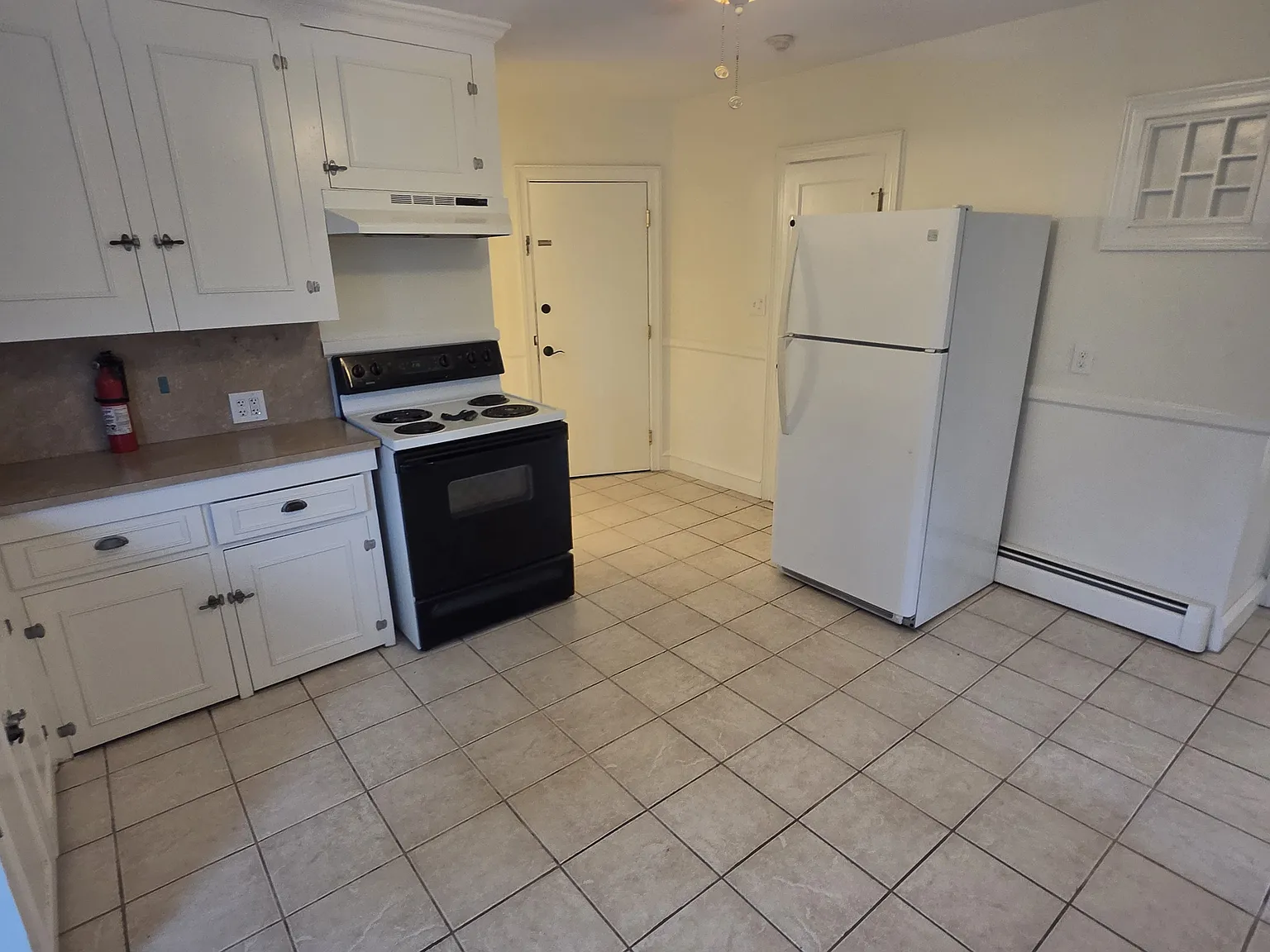 2 bed, 900 sqft, $1,700 — Photo 1
