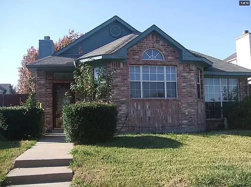 505 Picketts Dr Photo 1