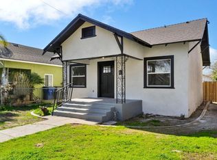 1033 N Roosevelt Ave, Fresno, CA 93728