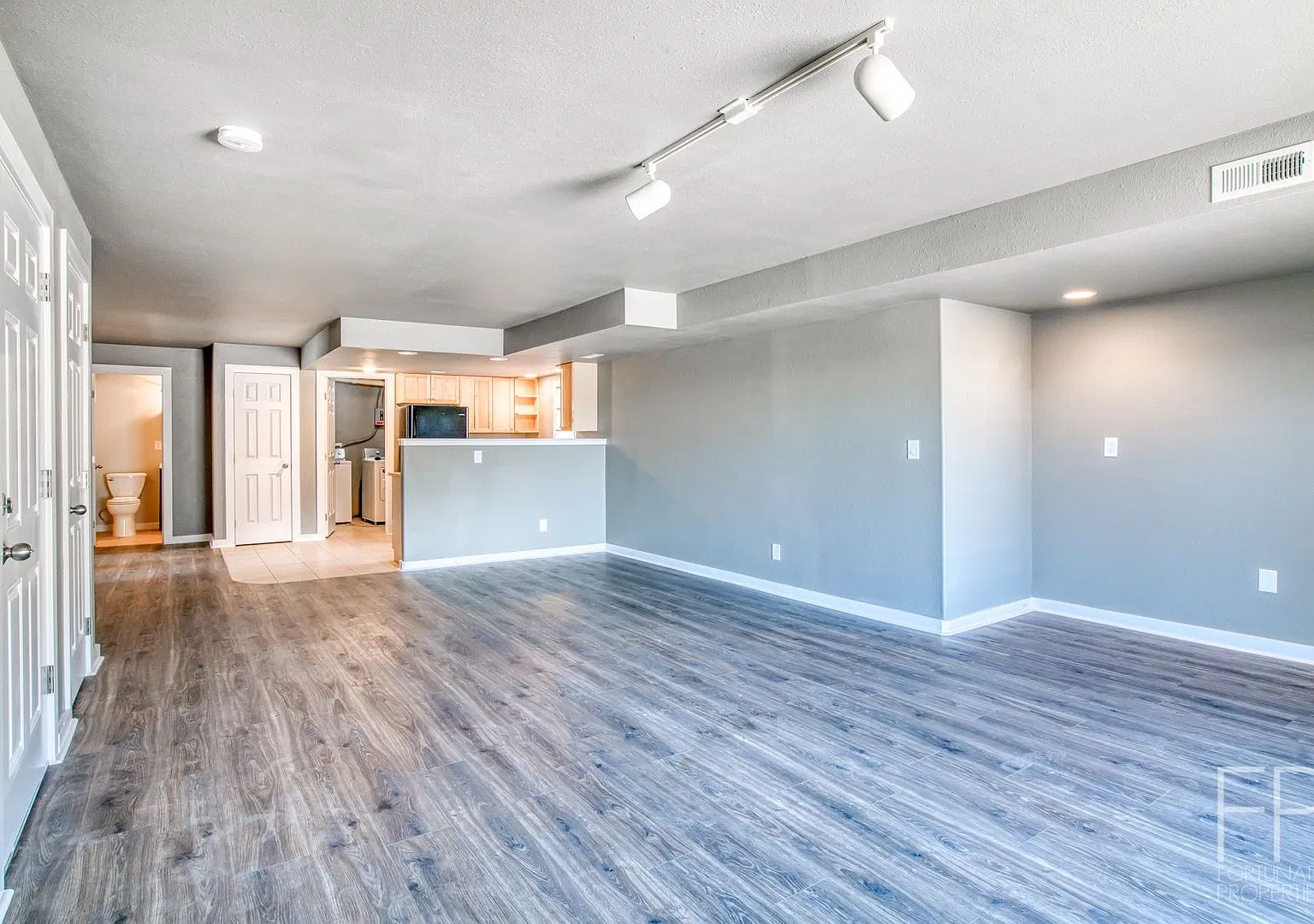 1194 CR 6 — Photo 4