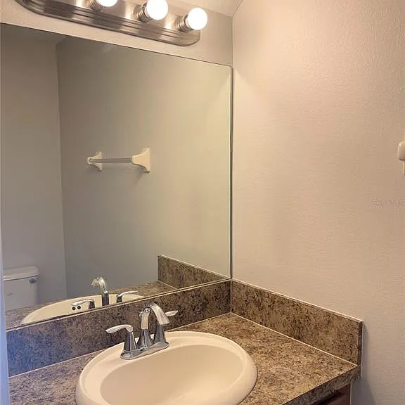 4011 Winding Vine Dr — Photo 11