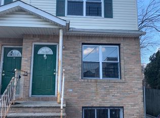 18 Caroline St, Staten Island, NY 10310