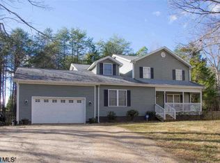 32 Turkeysag Trl, Palmyra, VA 22963