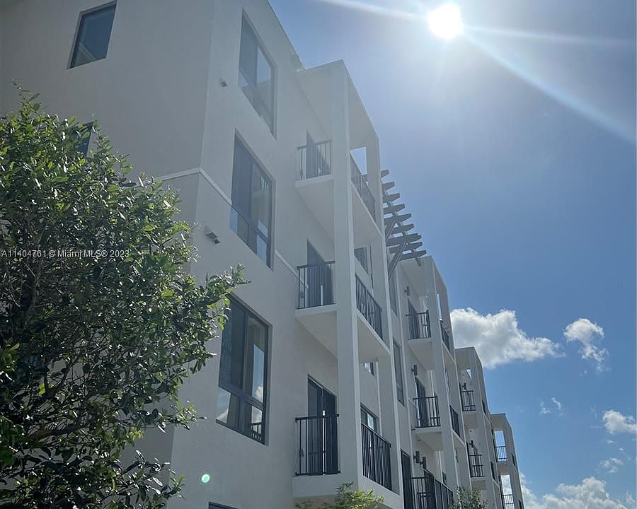 1st image of 8201 NW 41st St #401