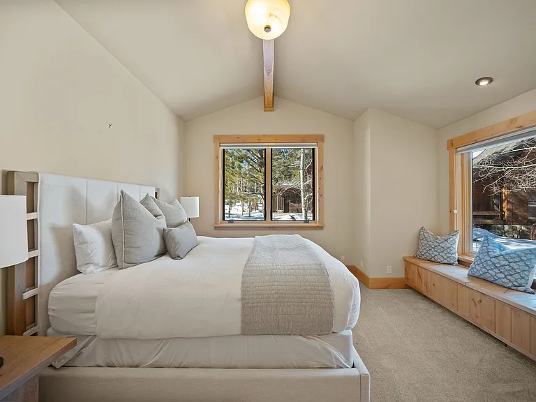 9353 Heartwood Dr — Photo 26