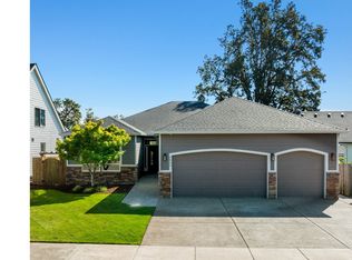 4860 K St, Washougal, WA 98671