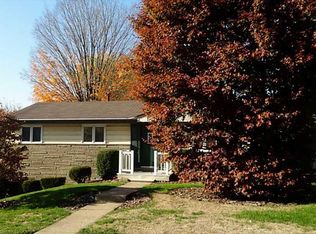 506 Arlington Dr, Pittsburgh, PA 15239