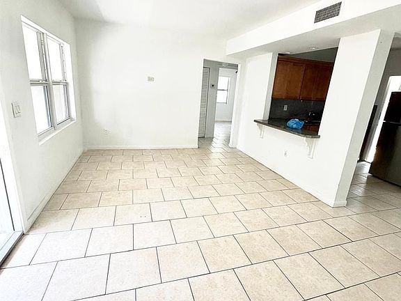 2nd image of 1760 Calais Dr #A