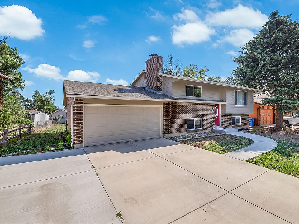 1st image of 4703 Shadowglen Dr