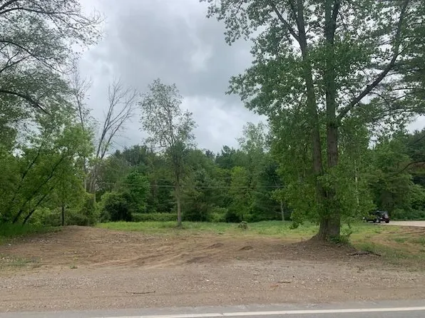 231 W Saginaw Rd, Sanford, MI 48657