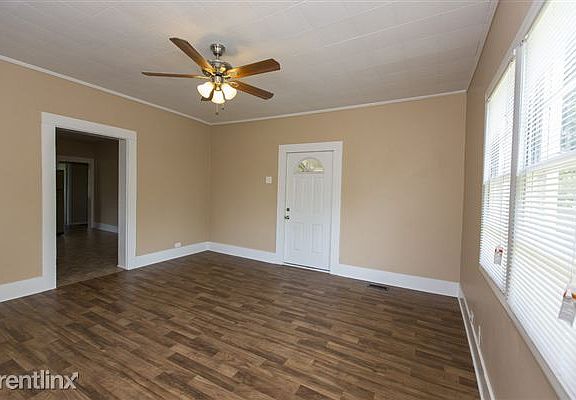 2nd image of 1447 Leora Ave