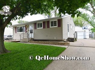 4905 51st Ave, Moline, IL 61265