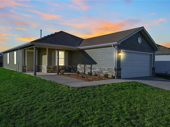 806 Bentley Dr, Belton, MO 64012