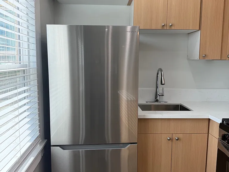2171 Logan Ave #12 — Photo 5