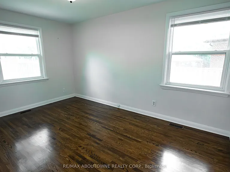 25 Allonsius Dr #MAIN — Photo 8