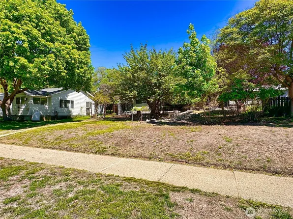 605 Aspen Street, Coulee Dam, WA 99116