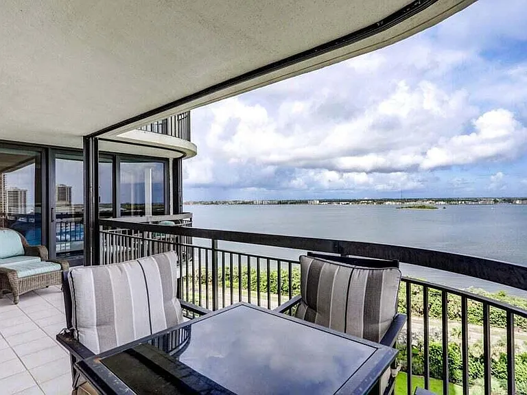 5380 N Ocean Dr #11J — Photo 32