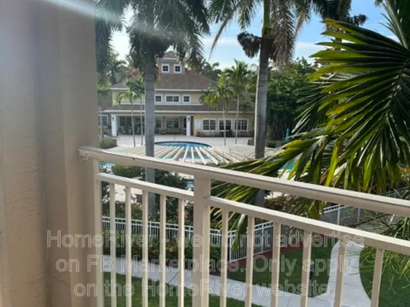 6426 Emerald Dunes Dr APT 306, West Palm Beach, FL 33411