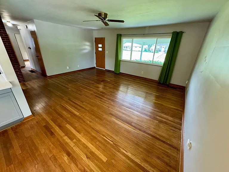 2562 Bristol Rd — Photo 4