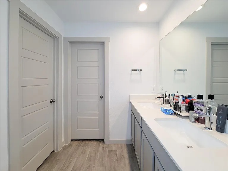 7919 Grey Wolfe Ln — Photo 17