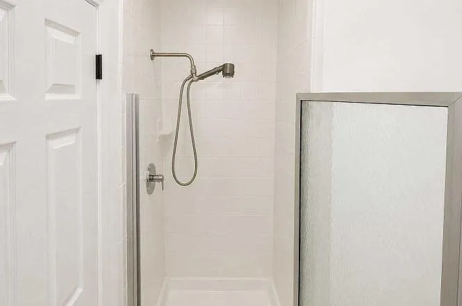 182 Waters Edge Dr #301 — Photo 15