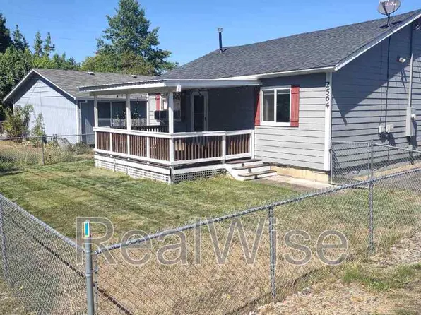 2564 NE Douglas Ave, Roseburg, OR 97470