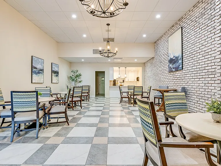 Lake Park Senior Living — Photo 16