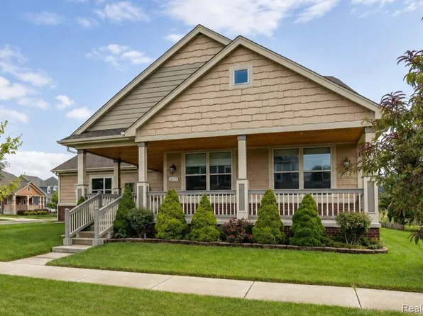 53125 Citadel St, Macomb, MI 48042