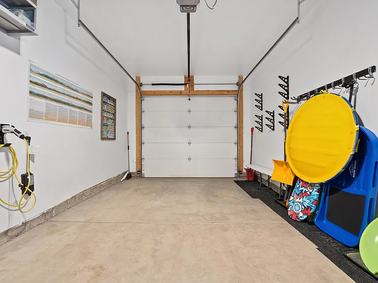 107 Base Camp Cir — Photo 17