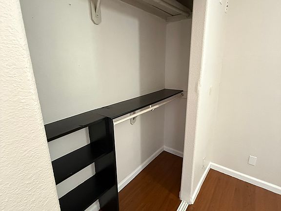 5th image of 3648 Dakota Ave