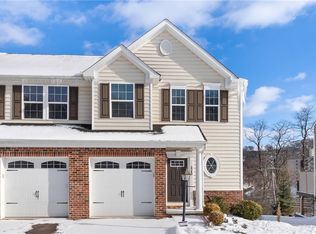 5242 Lantern Hill Ext, Pittsburgh, PA 15236